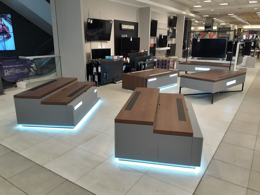 Muebles corporativos proyecto Ripley Parque Arauco SMAR Chile